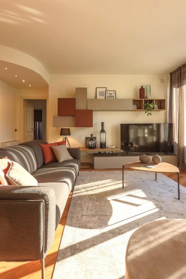 Ar Prestige Penthouse - Soho Apartment Бергамо Екстериор снимка